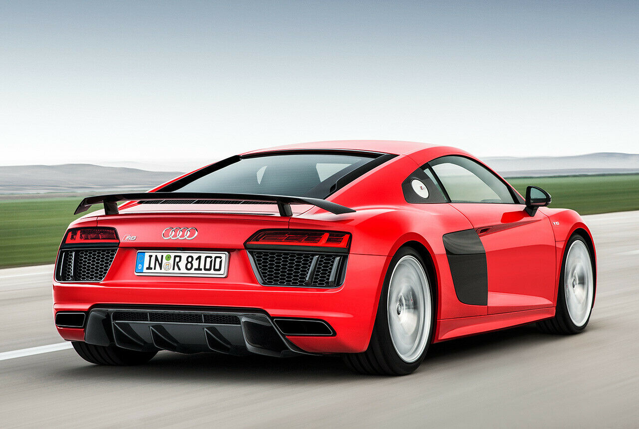 Der Audi R8 V10 Plus bekommt einen feststehenden Heckspoiler aus Carbon