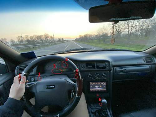 Cockpit V70i