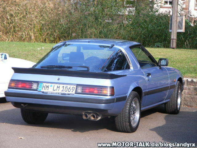 Mein blauer Mazda RX-7 SA aus 1983 dann auch mal vorstell...
