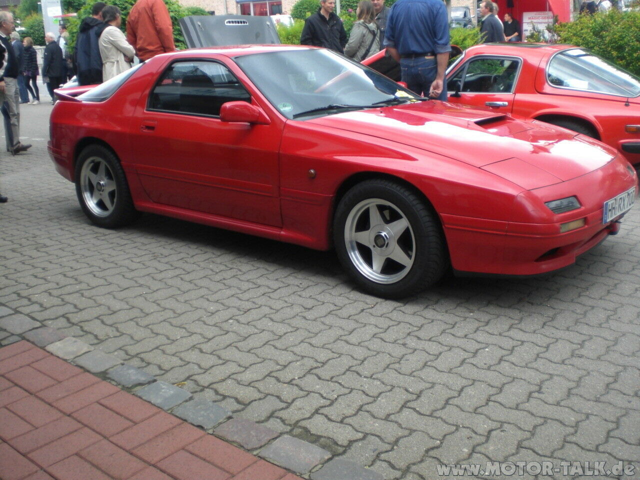 Mein blauer Mazda RX-7 SA aus 1983 dann auch mal vorstell...