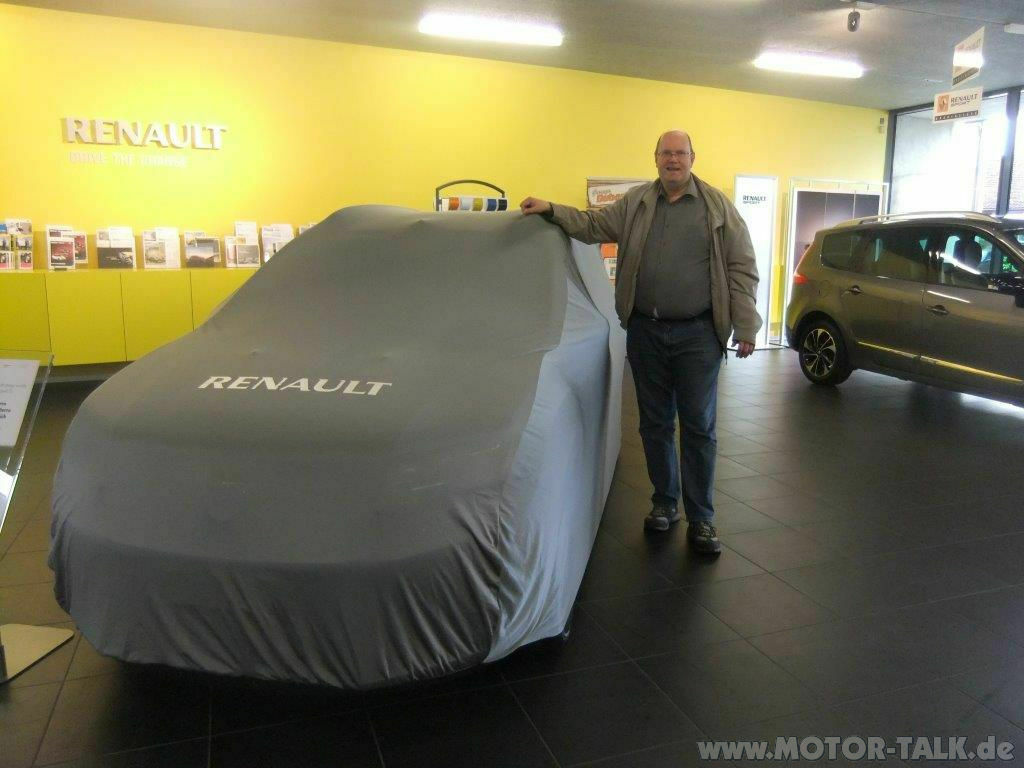 Mein Dacia Logan MCV II, 1.5 dCi, Celebration, Cosmos Blau. mit Kenwood DPX406DAB (DAB+-Autoradio)