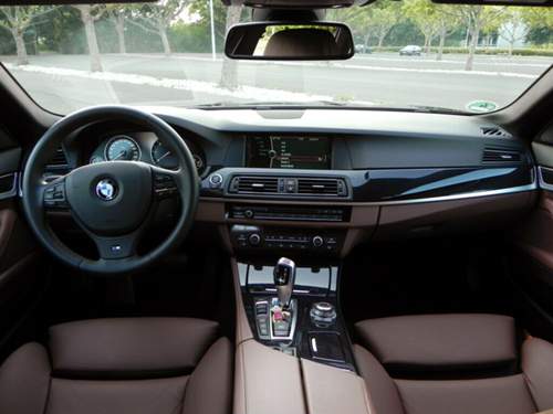 Cockpit1