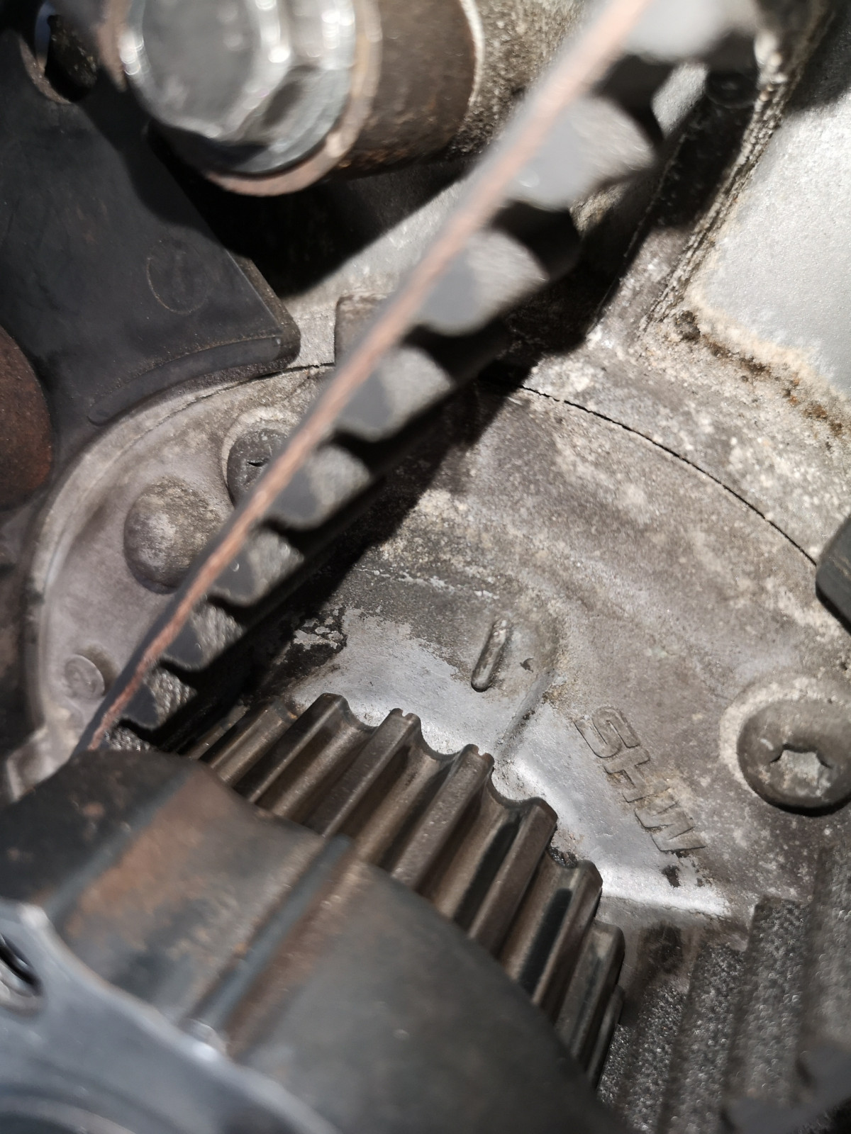 Mein Motor Volvo V70 (L) klackert nach dem Zahnriemenwechsel