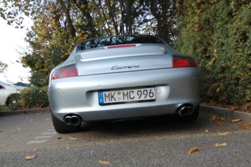 911 996
