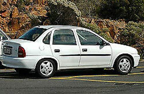 Opel Corsa Stufenheck