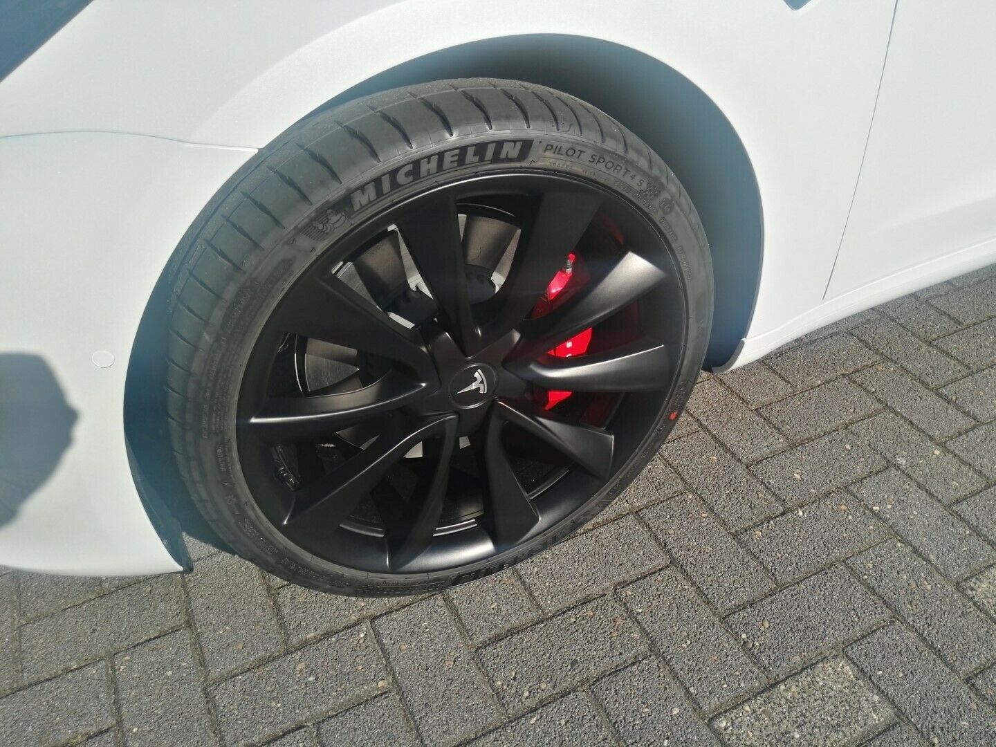 Mein Tesla Model 3 Performance