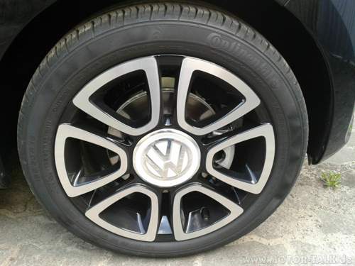 Triangle black