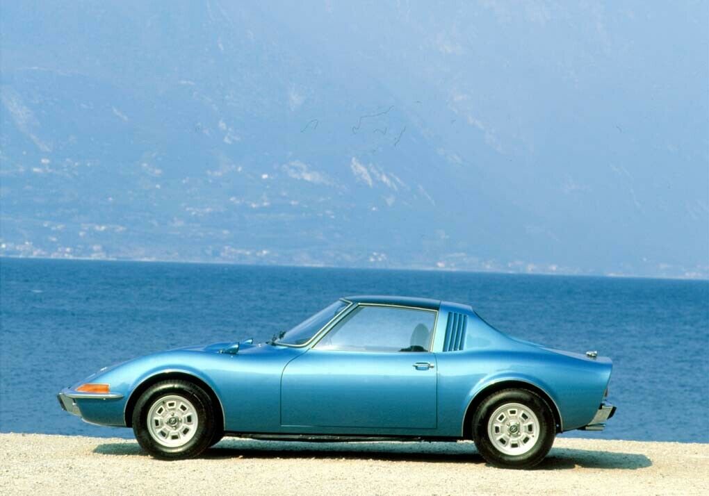 Der blaue Bruder - er entstand 1970 und war technisch ausgereifter als der orangefarbene Aero