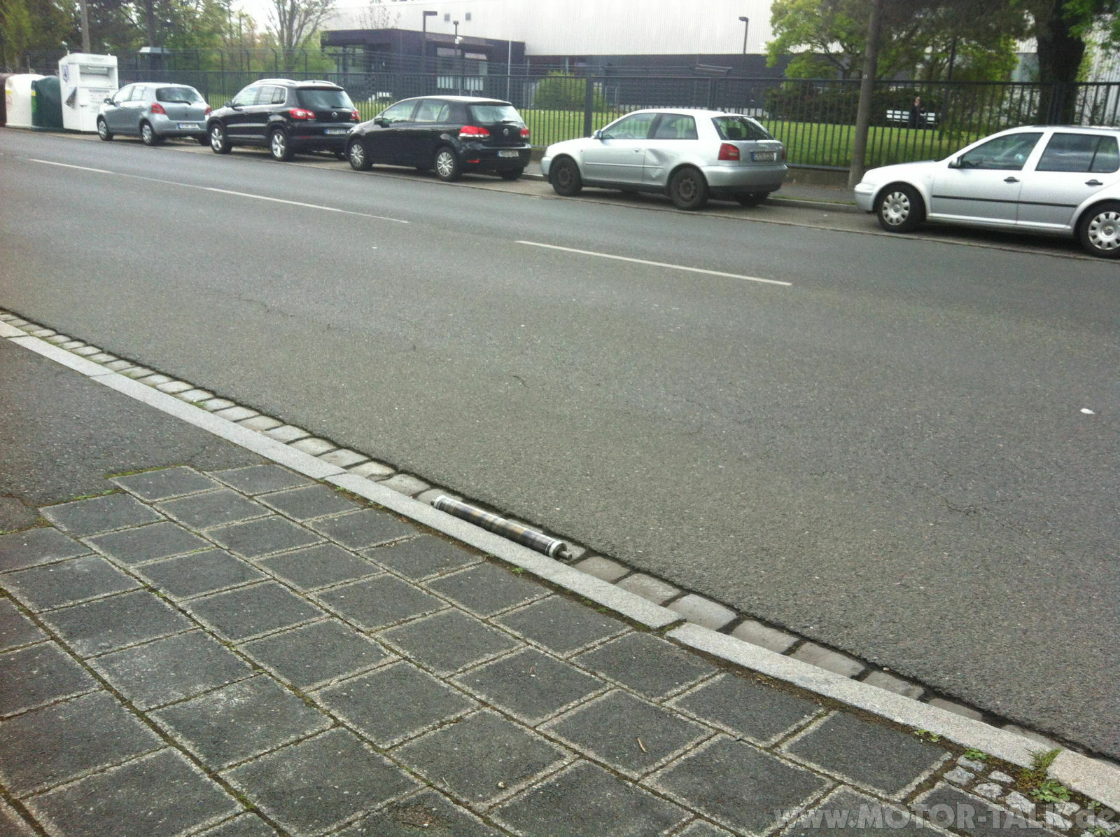 Meinen geparkten Dicken angerammelt und abgehauen