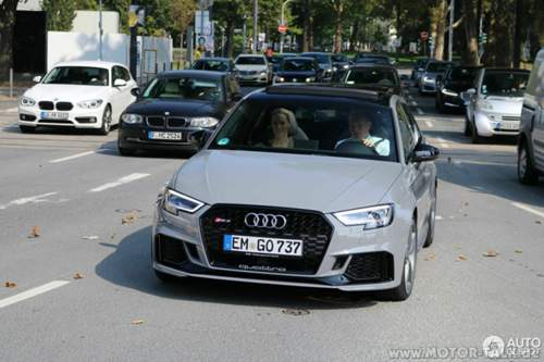 Audi-rs3-sportback-8v-2018-c406923092017212146-1