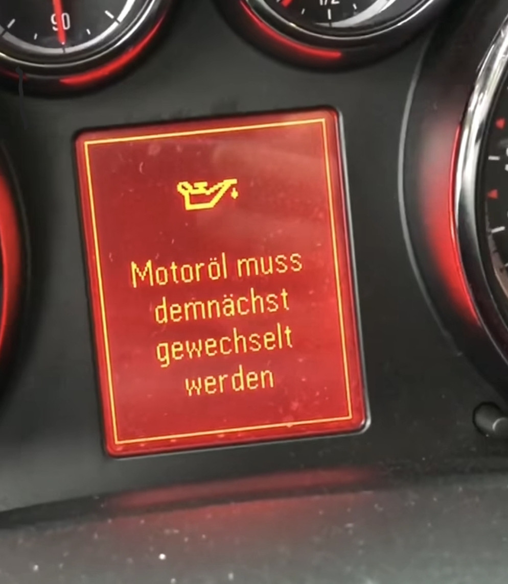Meldung "Fahrzeug demnächst warten"