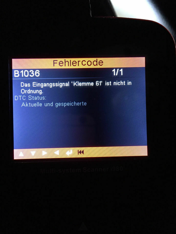 Meldung:"Batterie/Generator.... Werkstatt aufsuchen"