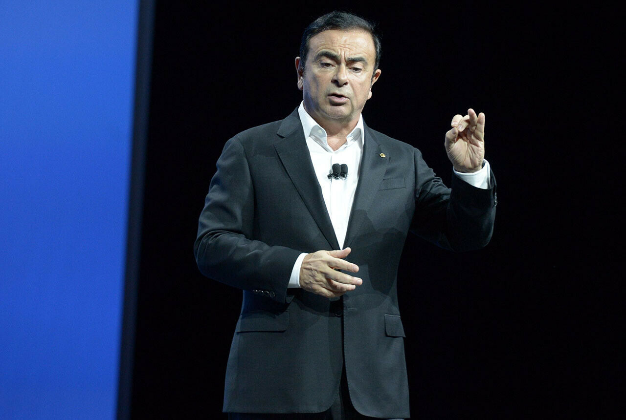 Renault-Nissan-Chef Carlos Ghosn sprach auf der CES über die Herausforderungen des autonomen Fahrens, manchmal sollen Menschen den Roboterwagen auf die Sprünge helfen