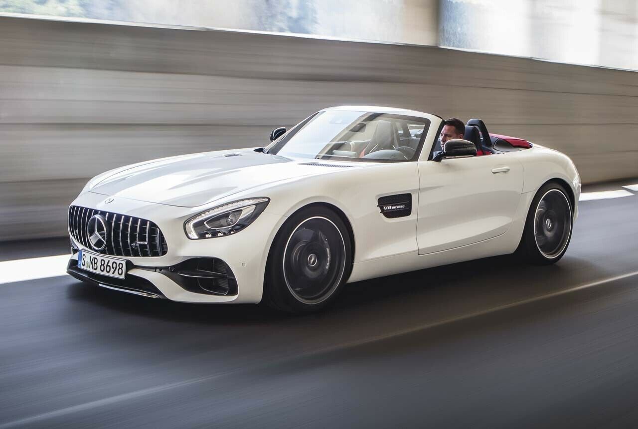 4,0 Sekunden braucht der GT Roadster bis 100 km/h - 11 Sekunden um sein Dach zu öffnen