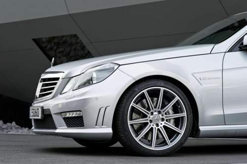 Mercedes-Benz E 63 AMG