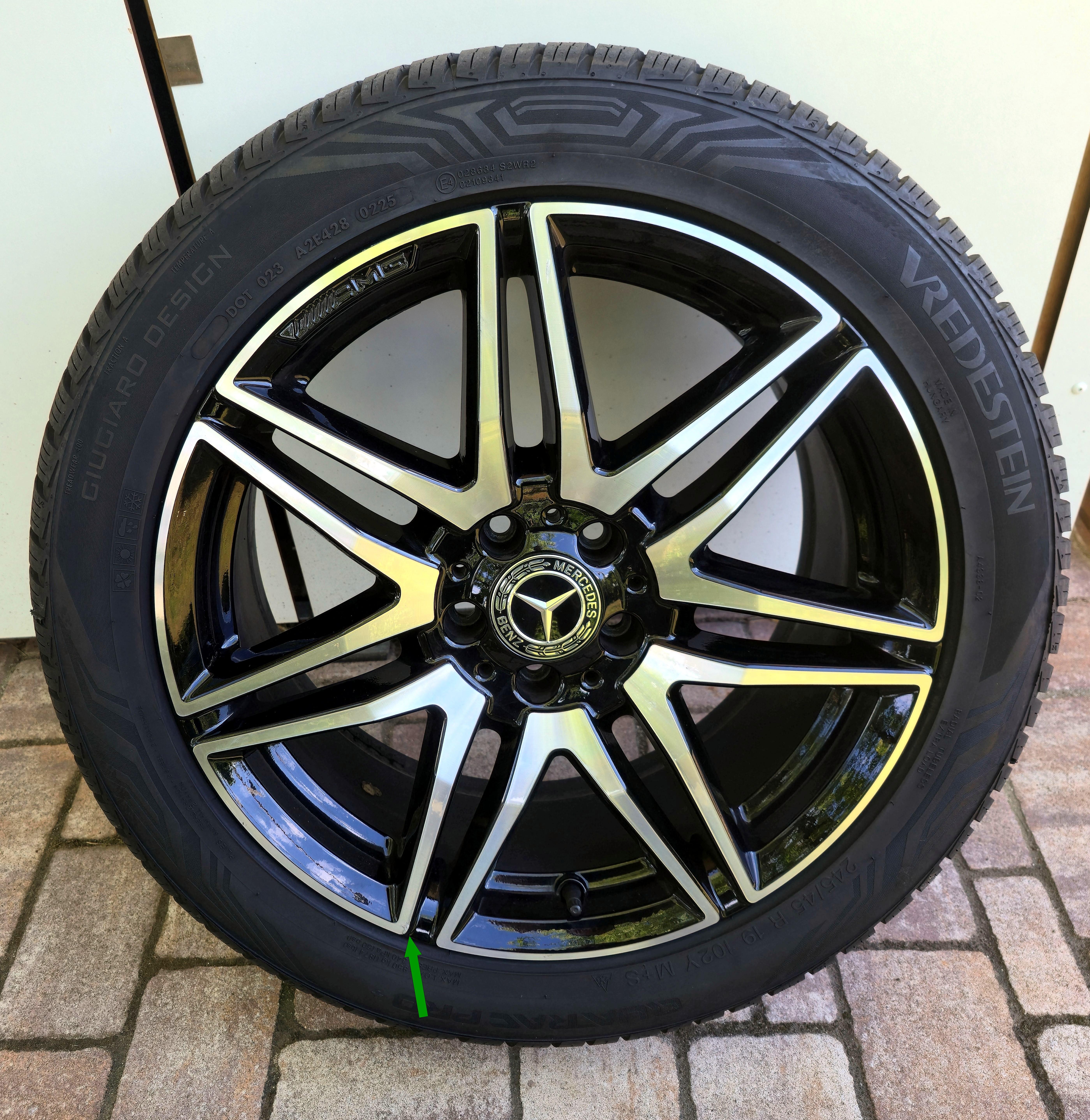 Mercedes Benz V-Klasse Vito W447 AMG 19 Zoll Rädersatz Allwetterreifen