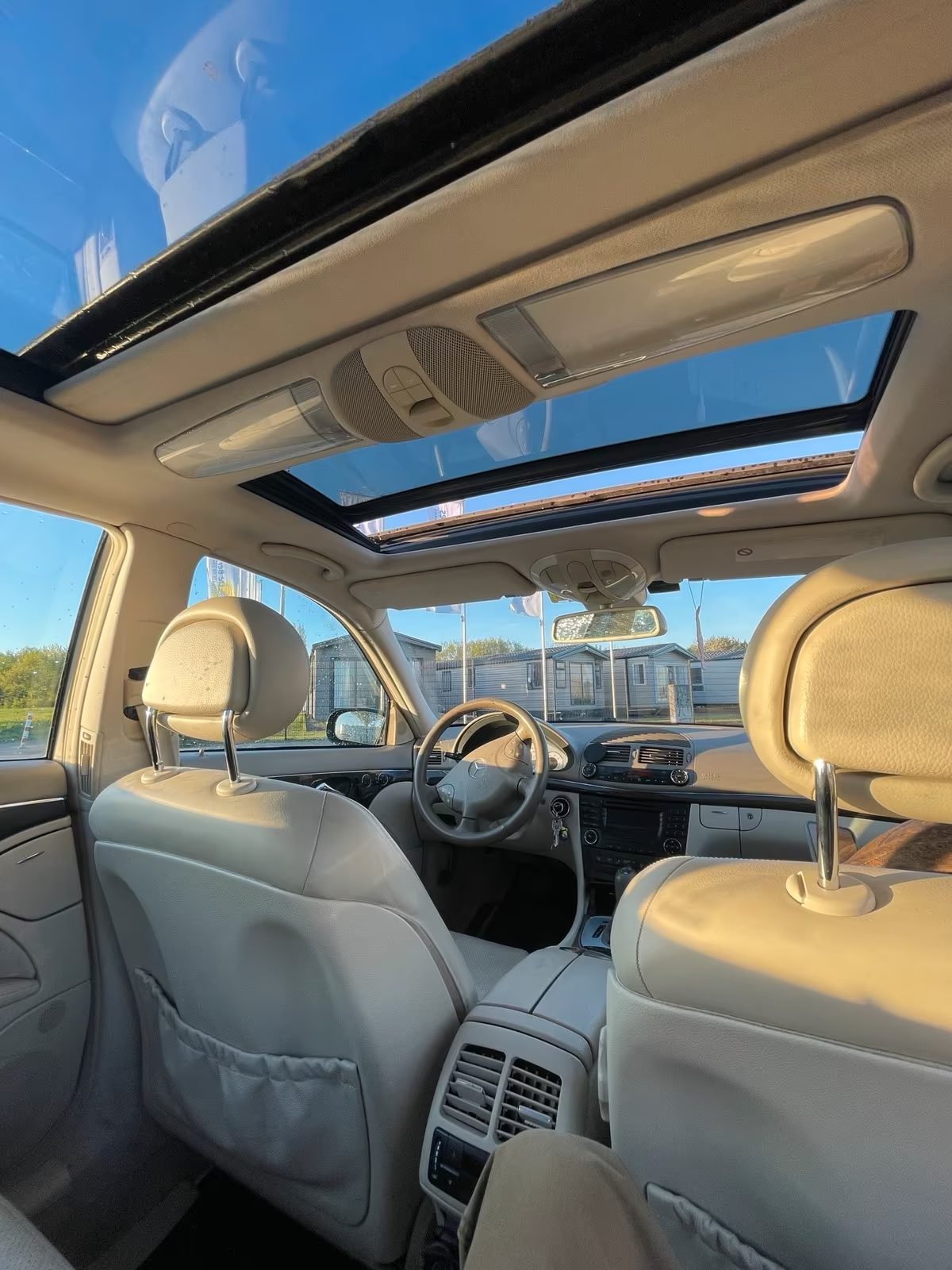 Mercedes Benz W211 E500 Avantgarde - AIRmatic neu, Querlenker neu, TÜV neu