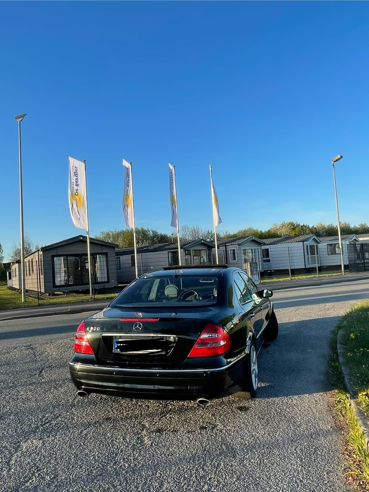 Mercedes Benz W211 E500 Avantgarde - AIRmatic neu, Querlenker neu, TÜV neu