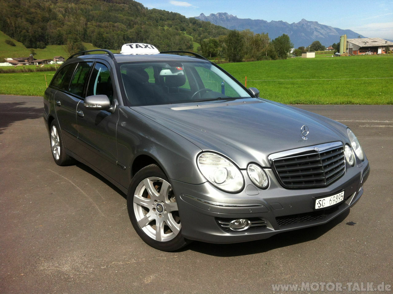 Mercedes E-Klasse W211 320 CDI 4MATIC Test