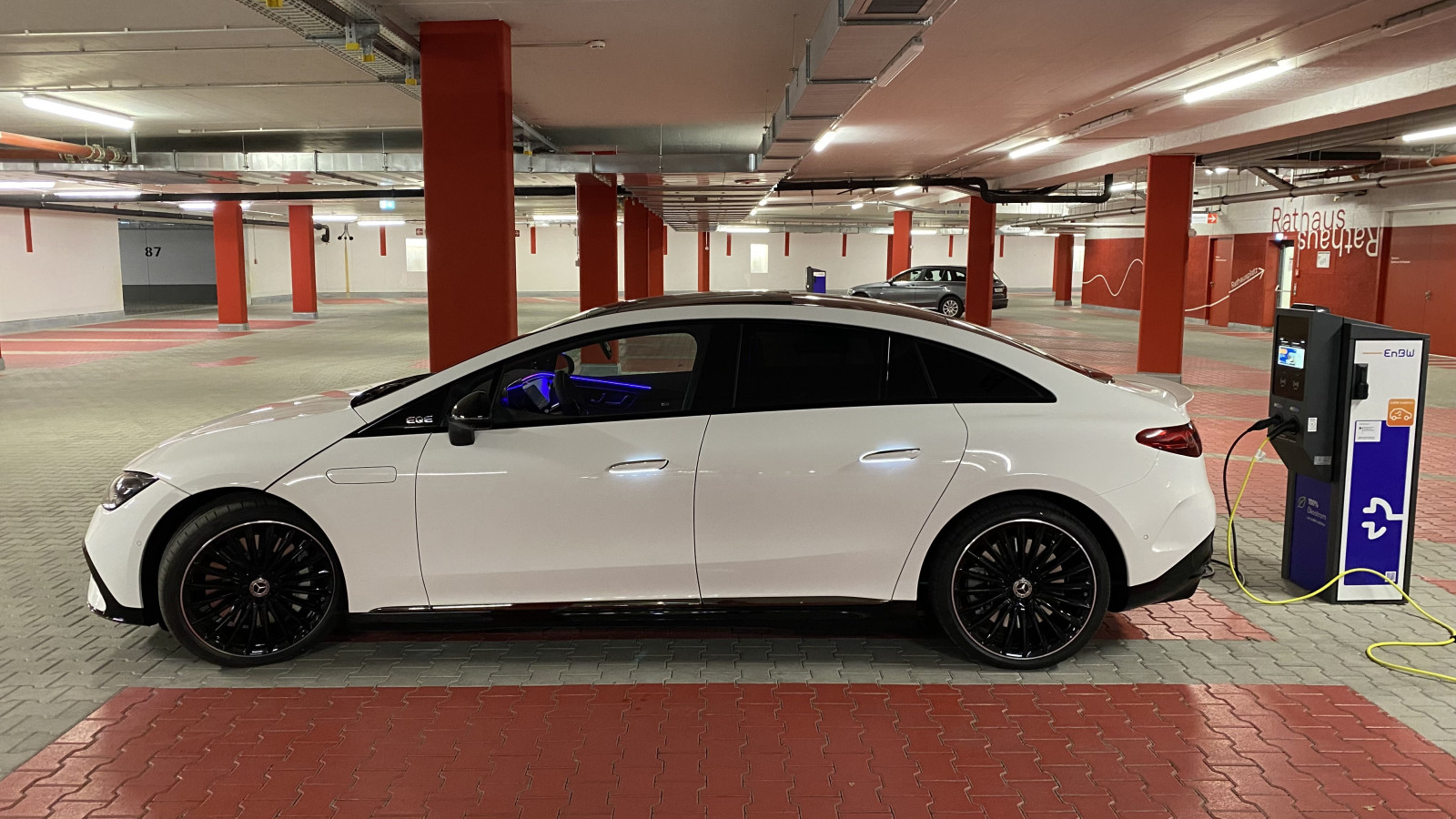Mercedes EQE V295 300 Test