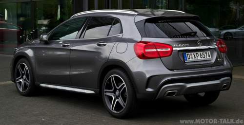 Mercedes-benz-gla-220-cdi-4matic-amg-line-x-156-heckansicht-26-april-2014-duesseldorf