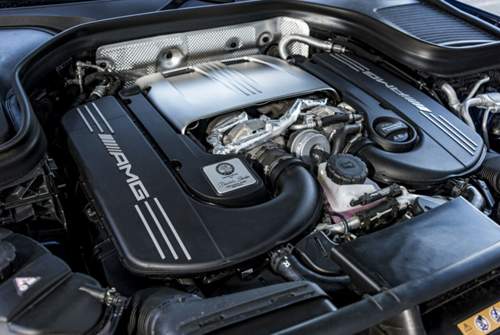 Beim 4,0-Liter-V8 mit dem Code M177 von AMG gilt die Devise "ein Mann ein Motor", dieser wurde von Dominic Stark zusammengebaut