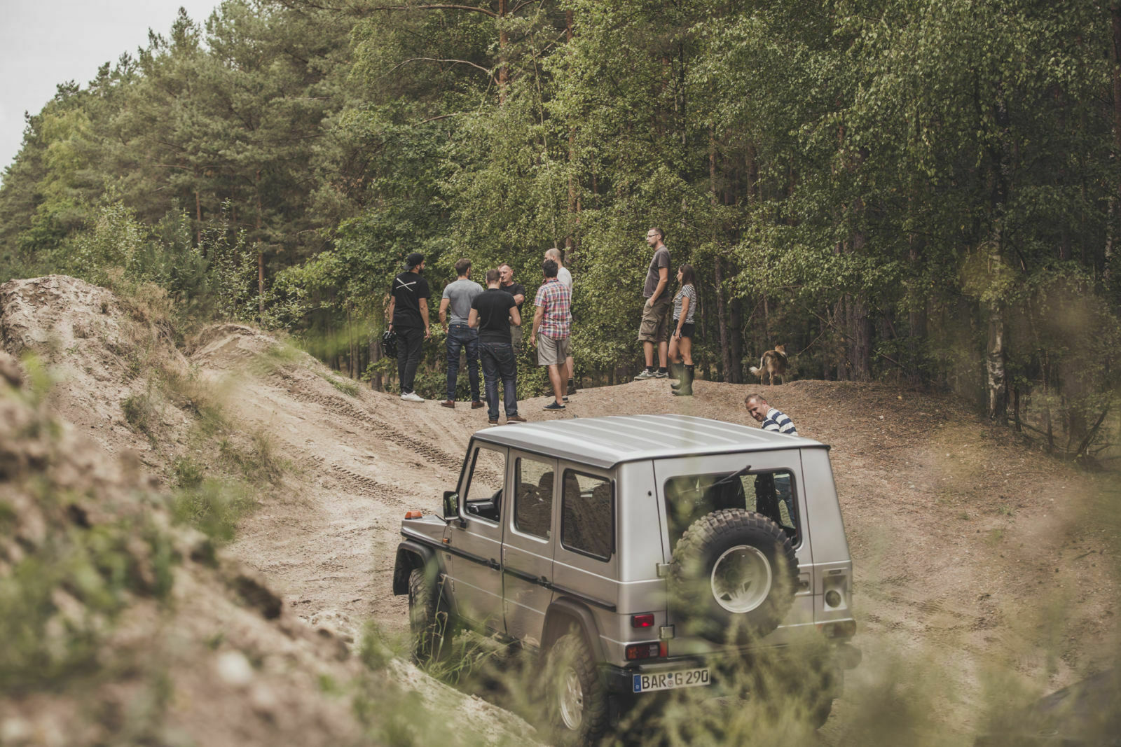 Mercedes G-Klasse gegen Lada Niva