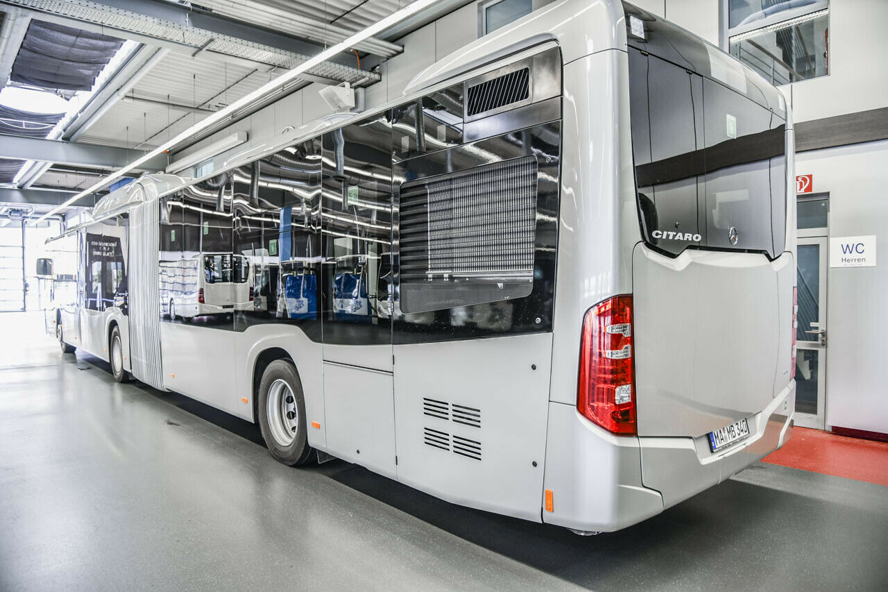 Mit 301 PS fährt der Mercedes Citaro G durch die Stadt