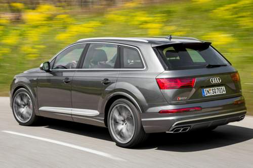 Der SQ7 klingt nach einem V8-Benziner. Der Sound kommt vom Aktuator in der Abgasanlage - der Motor selbst bleibt leise