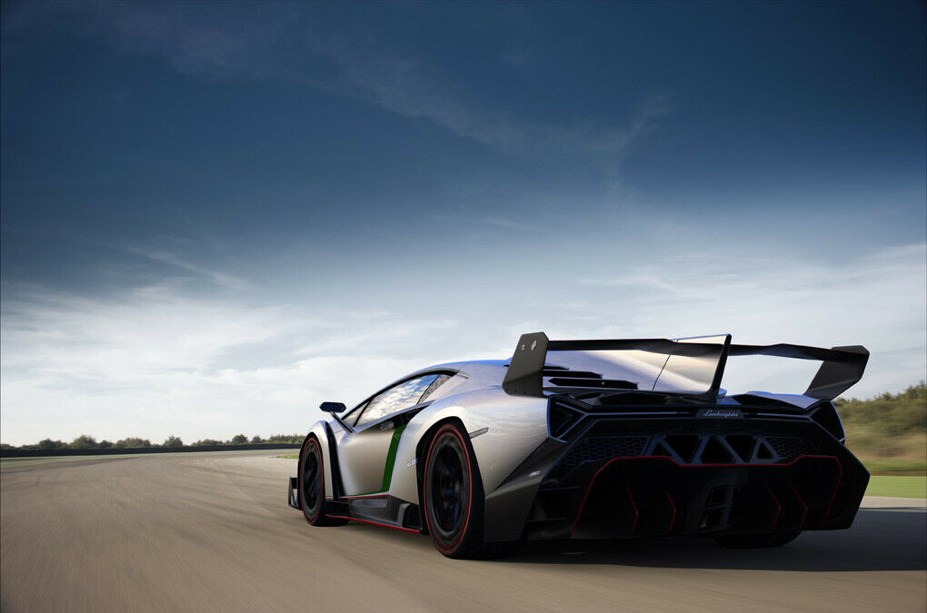Schneller als ein McLaren P1, teurer als ein Veyron. Zum 50. Geburtstag beschenkt Lamborghini sich selbst.