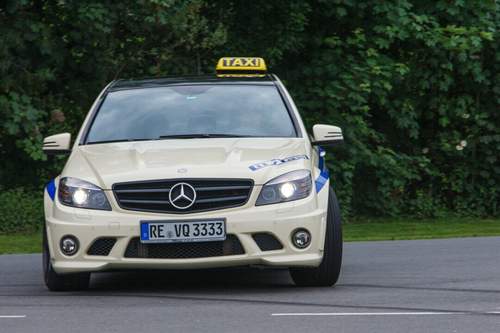 Mittels Kompressor-Kit steigt die Leistung um rund 170 auf 660 PS