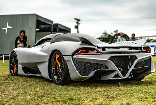 Der Tuatara soll das schnellste Auto mit Straßenzulassung sein. Dafür muss der SSC-Sportwagen die bisherige Bestmarke von 447 km/h hinter sich lassen