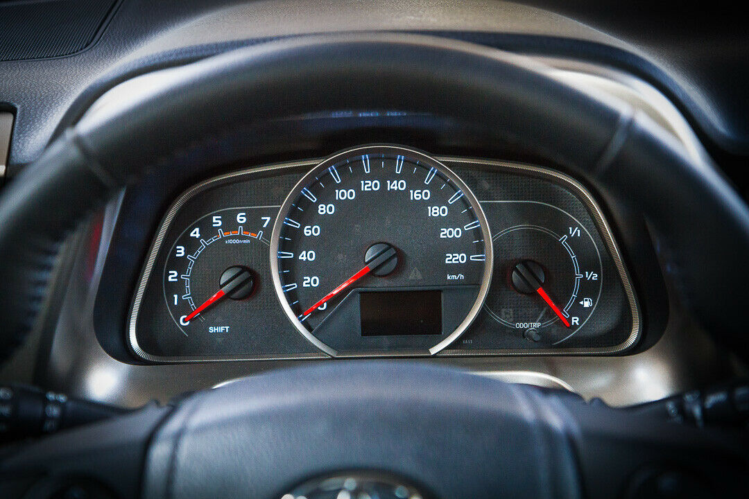 Das Cockpit des Toyota RAV4