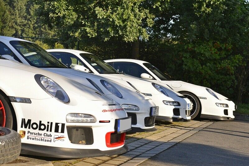 80 Porsche können am Trackday teilnehmen