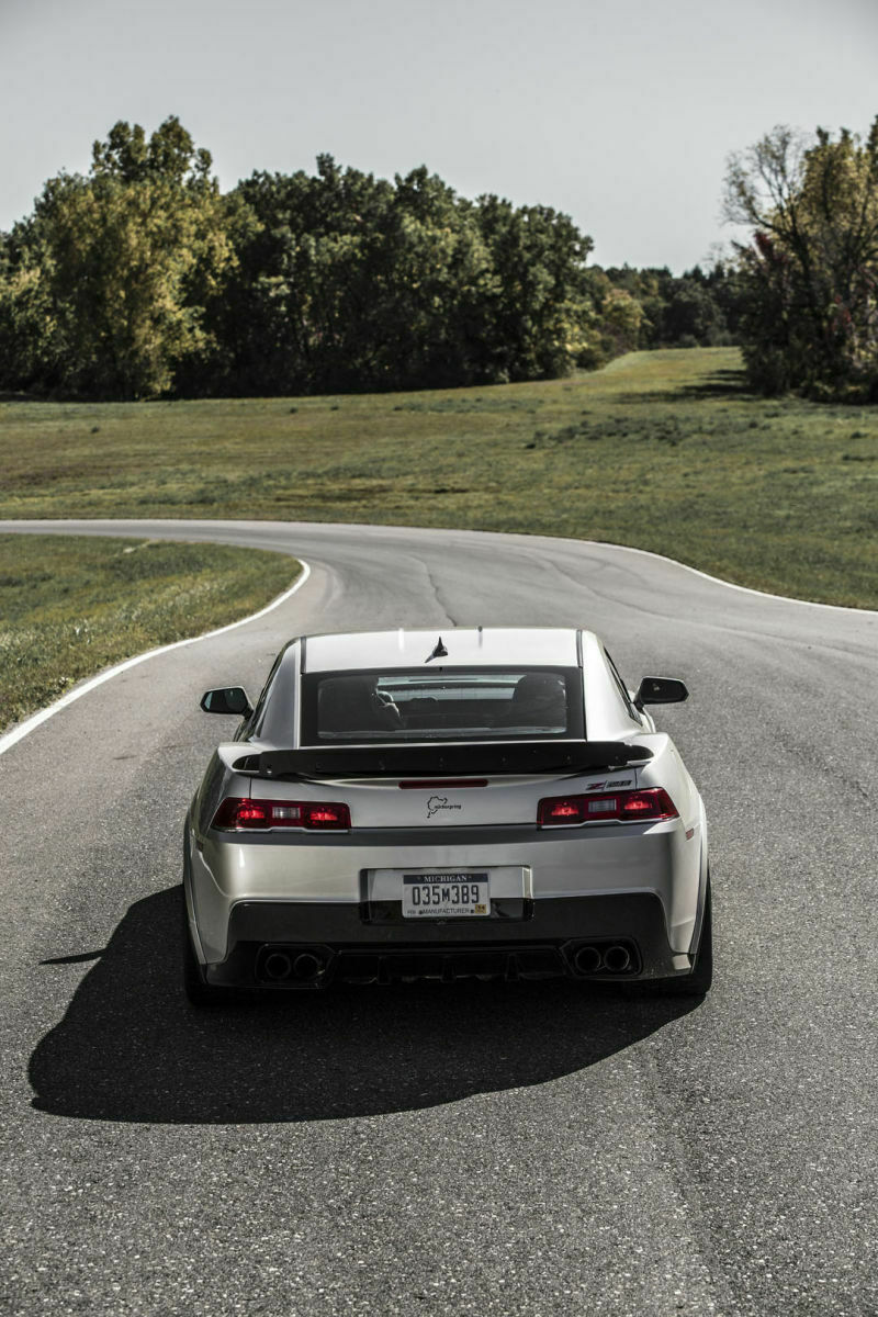 Die neuen Heckleuchten sind Geschmackssache, der Nürburgring-Aufkleber eine klare Ansage