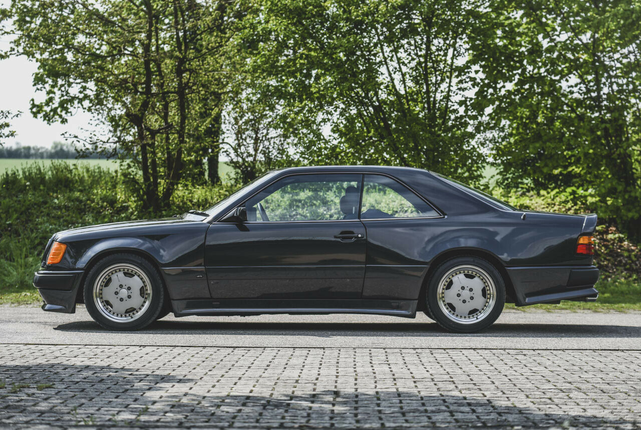 AMG 300 CE 6.0 The Hammer: Seitenansicht