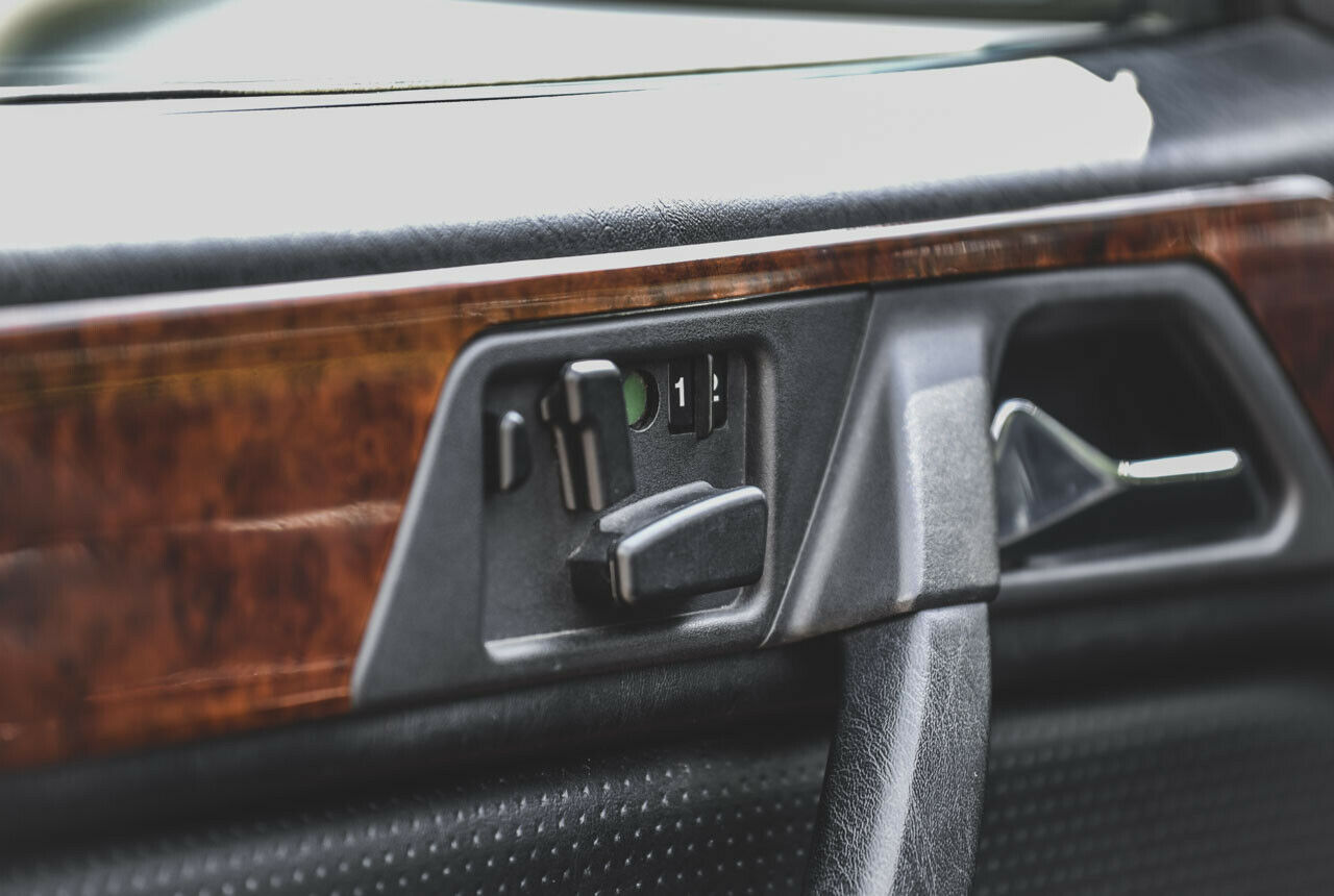 AMG 300 CE 6.0 The Hammer: Elektrische Sitzverstellung