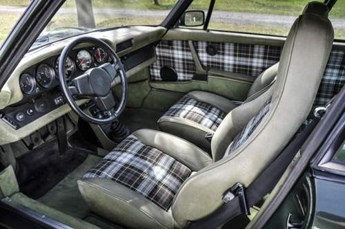 Der Innenraum des ersten Porsche 911 Turbo