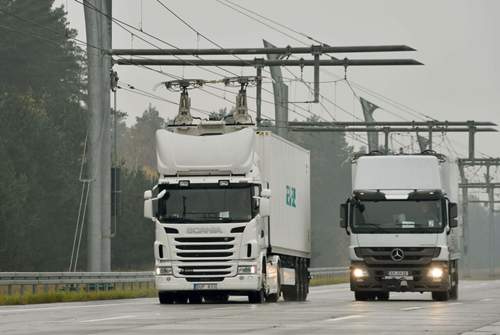 "Elefantenrennen" kann es auch mit Oberleitungs-Lkw noch geben, die Brummis verfügen weiterhin über einen Dieselmotor