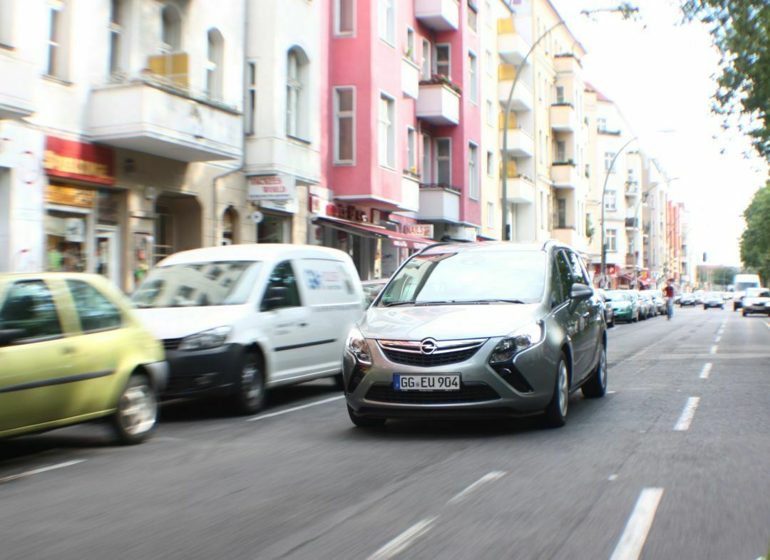 Der Zafira ist einer für die Hauptstraße