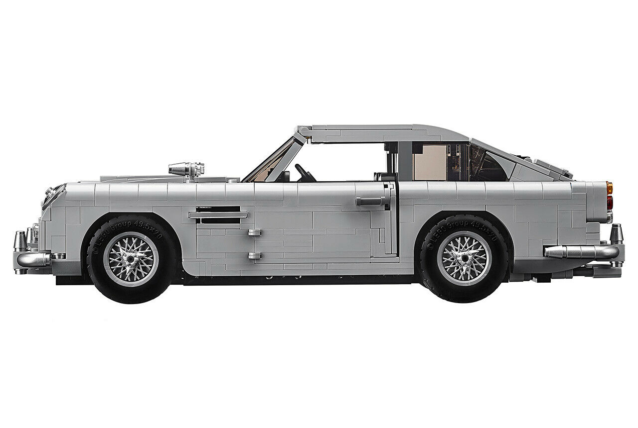 Der Aston Martin DB5 von Lego misst 34 Zentimeter in der Länge, das Modell ist rund 10 Zentimeter hoch und 12 Zentimeter breit