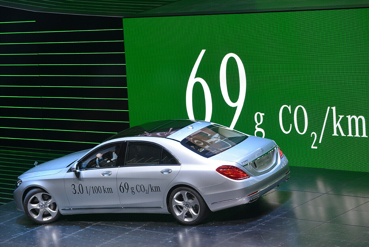 Vor 10 Jahren hätten hier PS gestanden: Die Plug-in-S-Klasse drückt den Schnitt der Flotte. Richtig wertvoll werden Modelle unterhalb der 50 g/km-Grenze