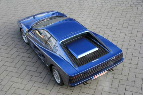 Die vielleicht schönste Perspektive auf den Ferrari Testarossa
