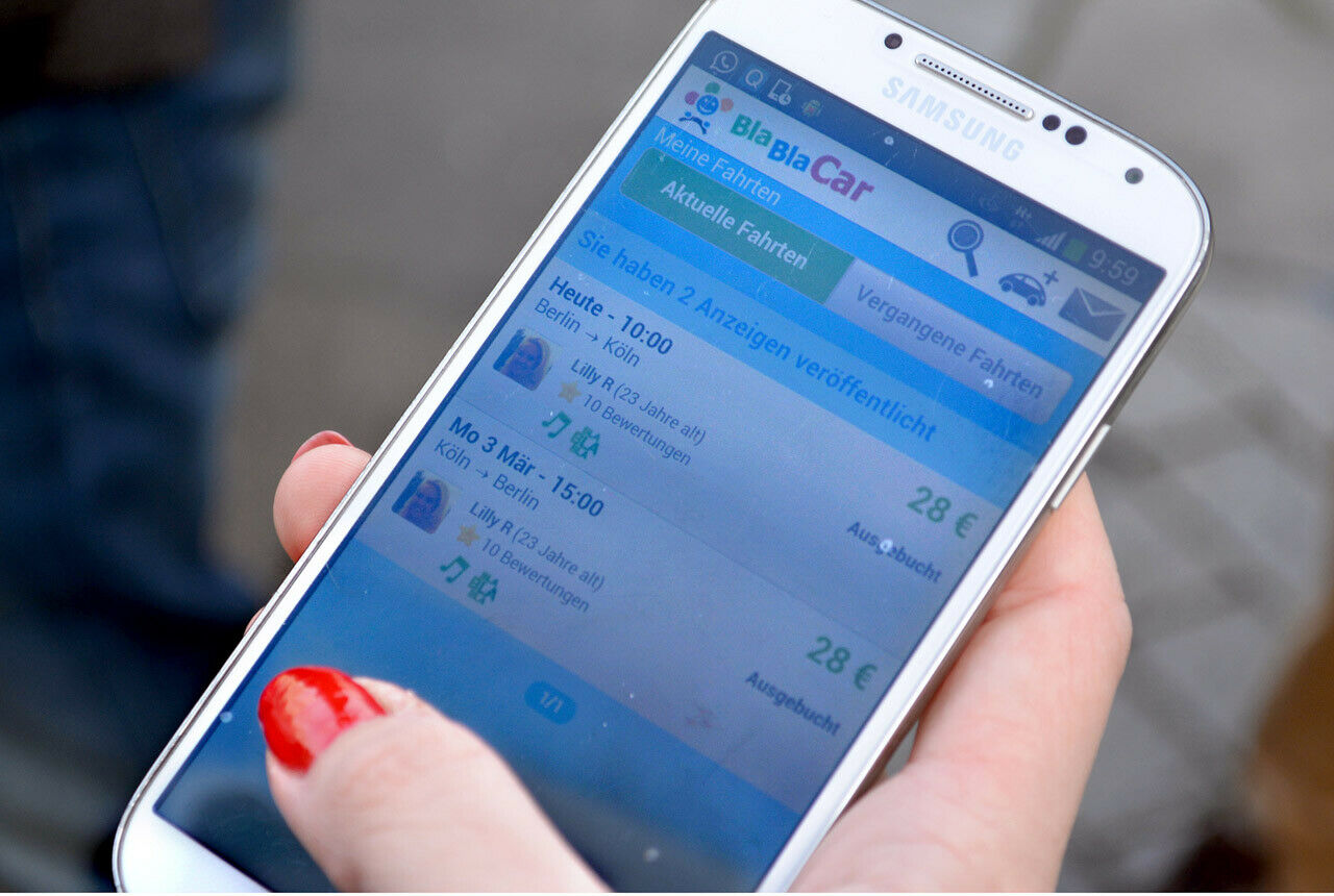 Die französische Firma BlaBlaCar hatte vergangenes Jahr die Plattform 
Carpooling ("Mitfahrzentrale.de" und "Mitfahrgelegenheit.de") gekauft