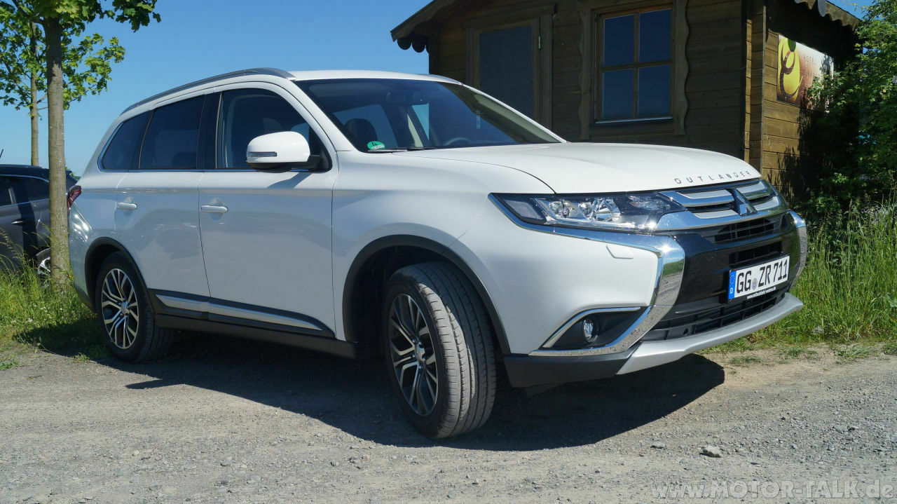 Mitsubishi Outlander 2.2 DI-D 4WD 6-Gang manuell Test