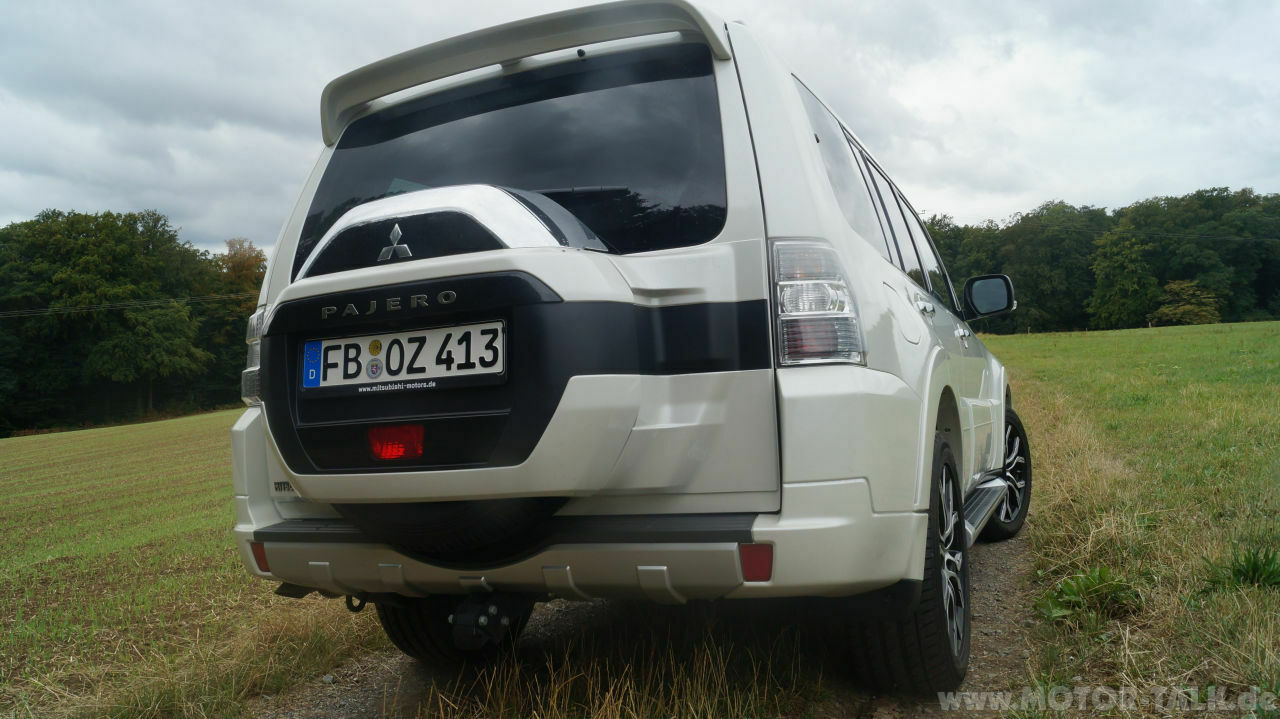 Mitsubishi Pajero V80 3.2 DI-D Test Final Edition 2018 Test