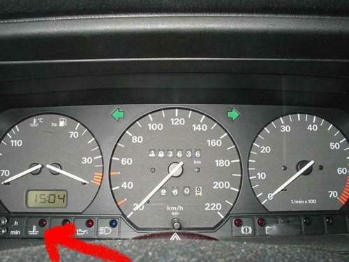 800px-vw-passat-tacho