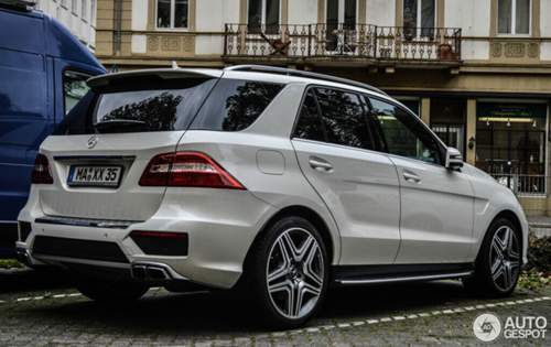 W166