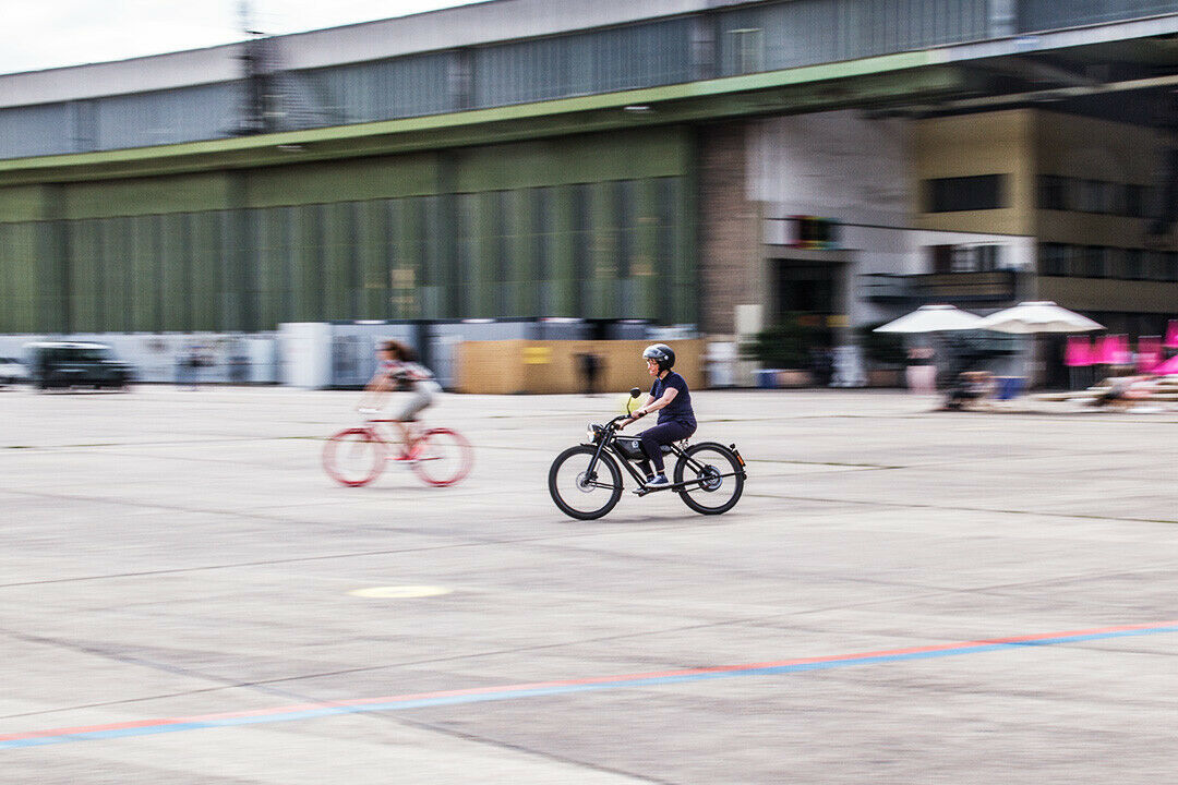 Wesentlich schneller als ein Fahrrad und fast genau so umweltfreundlich