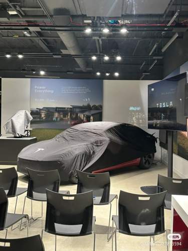 Model 3 Ludicrous - 1